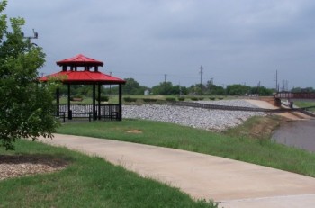 Holliday Creek Trail Gazebo Shelter