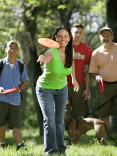 Woman Disc Toss.gif